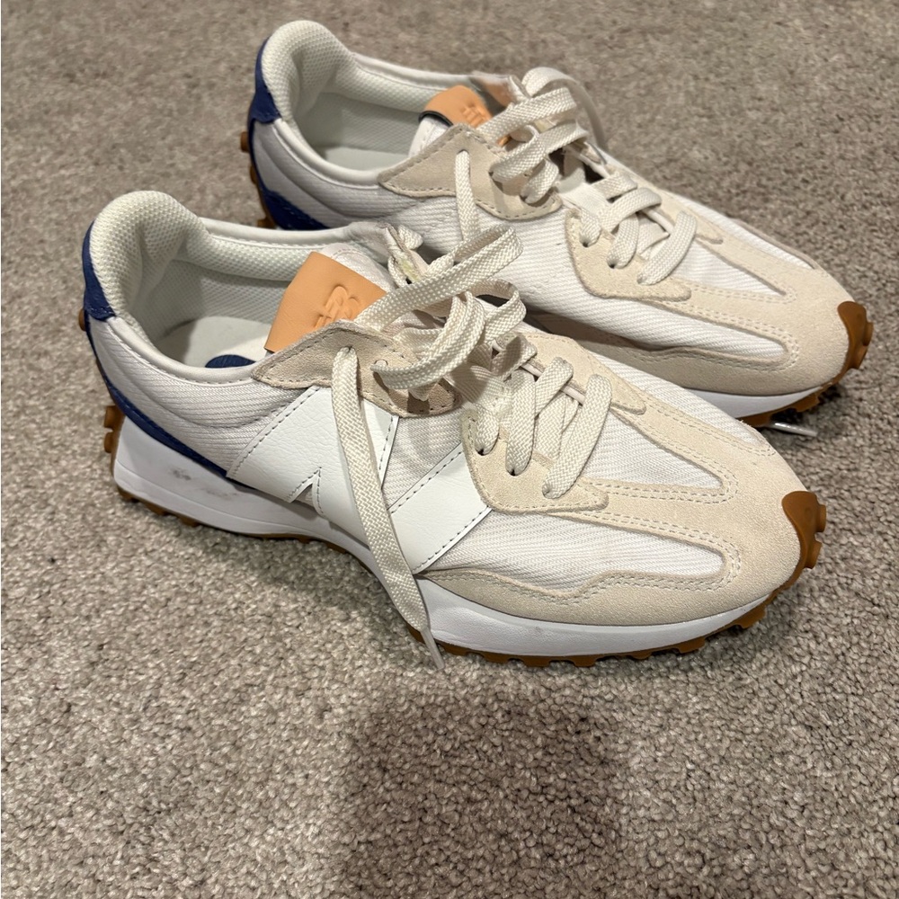 New Balance 327 women’s Sneakers